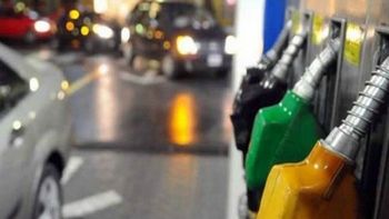 en el inicio del fin de semana largo, faltan naftas en las estaciones de la ciudad en el inicio del fin de semana largo, faltan naftas en las estaciones de la ciudad
