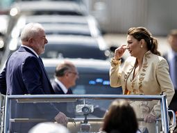 Quién le entregó la banda a Lula da Silva en Brasil