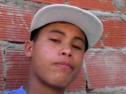 Fabián Enrique tenía 17 años, estaba desarmado y lo mataron por la espalda
