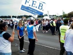 provincia: gremios docentes repartiran volantes con sus reclamos en las rutas provincia: gremios docentes repartiran volantes con sus reclamos en las rutas