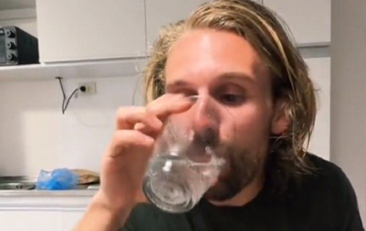 Turista noruego descubrió un producto argentino y explotó: su reacción es viral