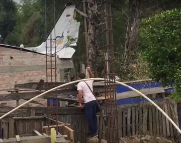 Una avioneta cayó en Colombia y hay al menos siete muertos
