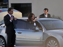 Cristina fue a la Casa Rosada, pese a la lesión en la cadera
