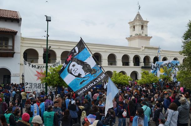 Marcha en apoyo a Cristina Kirchner en Salta
