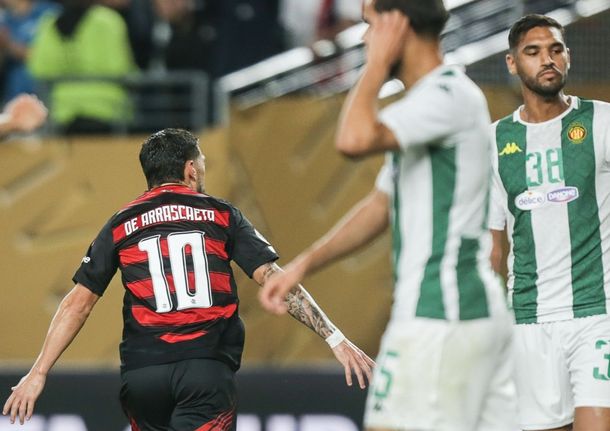 Flamengo venció 2-0 a Esperance en el debut de ambos en el Mundial de Clubes 2025