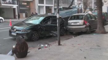 Choque múltiple en Almagro: manejaba alcoholizado, cruzó con el semáforo en rojo y embistió a un auto de aplicación. Choque múltiple en Almagro: manejaba alcoholizado, cruzó con el semáforo en rojo y embistió a un auto de aplicación.