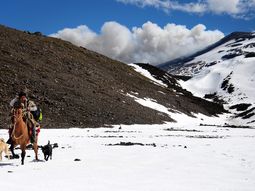 Alivio en el sur: disminuye la actividad del volcán Copahue