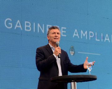 Macri recibe a representante de la Unión Europea