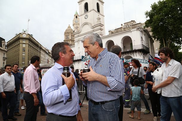 No importan las candidaturas individuales cuando están en juego dos modelos de país