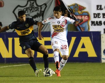 Boca no pudo con Arsenal y quedó lejos de la pelea