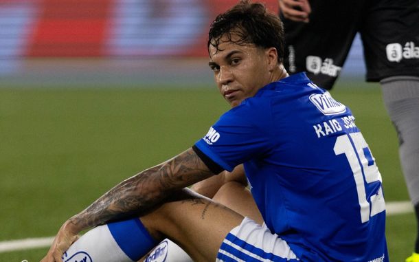 Cruzeiro empató con Universidad Católica y complicó a Boca.