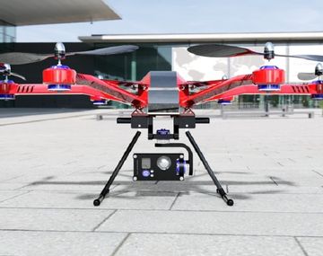 Jóvenes argentinos y paraguayos crean un drone