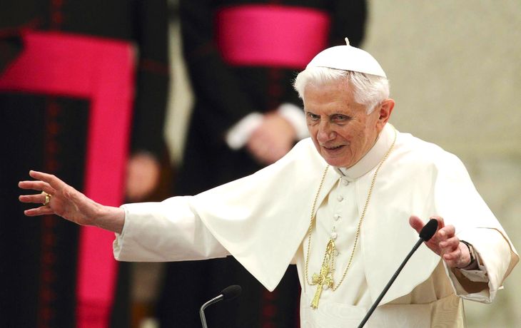 El último tuit de Benedicto XVI