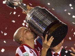 Juan Sebastián Verón anunció que comienza a entrenarse para la Copa Libertadores 2017 Juan Sebastián Verón anunció que comienza a entrenarse para la Copa Libertadores 2017