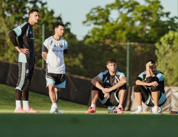 Selección Argentina: los jugadores que Scaloni mantiene en reserva ante posibles bajas para el Mundial 2026