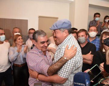 ¿Juntos por el Cambio arma feudo? Senador renuncia para darle puesto a su mujer