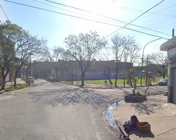 Hallan el cadáver descuartizado de un hombre dentro de una valija en Lanús