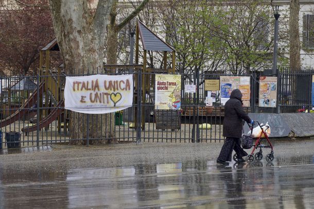 Italia est&aacute; devastada por la pandemia de coronavirus