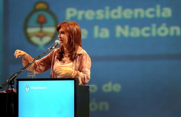 Cristina Kirchner criticó a quienes asustan con el fantasma de la desocupación