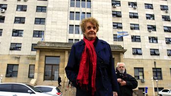 niegan vinculos de jorge bergoglio con la dictadura niegan vinculos de jorge bergoglio con la dictadura