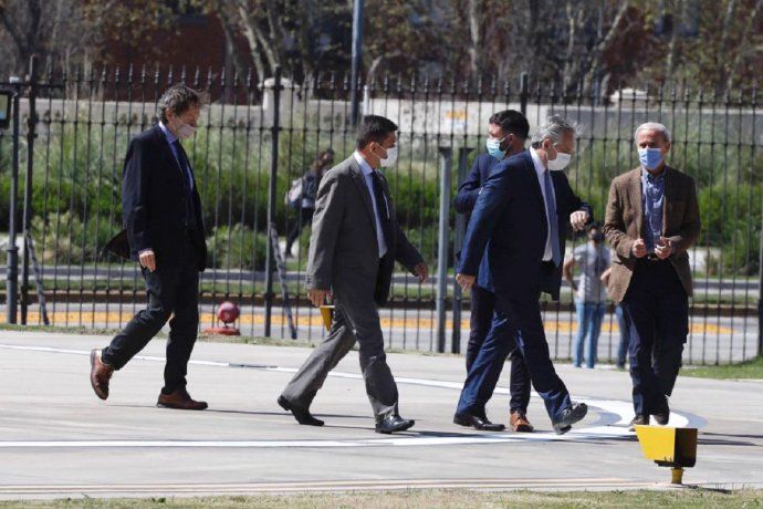 La llegada de Alberto Fernández a la Casa de Gobierno. Foto: Télam.