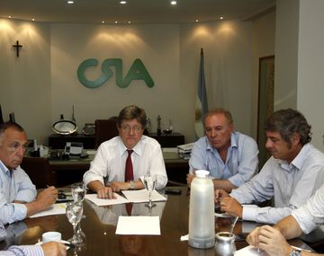 La Mesa de Enlace protestará con un paro ganadero