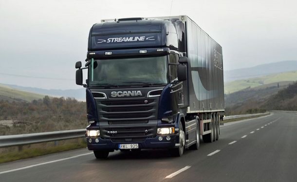 Mercado sube, pesados bajan