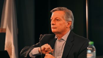 creemos que aranguren se esta aprovechando del cargo para beneficiar a shell creemos que aranguren se esta aprovechando del cargo para beneficiar a shell