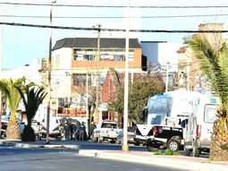 Un penitenciario se atrincheró en una casa