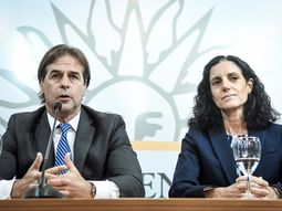 El presidente Lacalle Pou junto a la ministra de Economía y Finanzas (MEF), Azucena Arbeleche. El presidente Lacalle Pou junto a la ministra de Economía y Finanzas (MEF), Azucena Arbeleche.