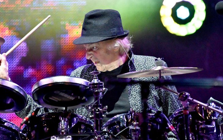 Murió Alan White, baterista de Yes y John Lennon