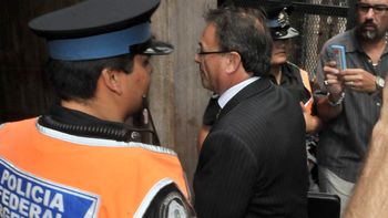 la defensa del ex agente de la side denuncia una campana de demonizacion la defensa del ex agente de la side denuncia una campana de demonizacion