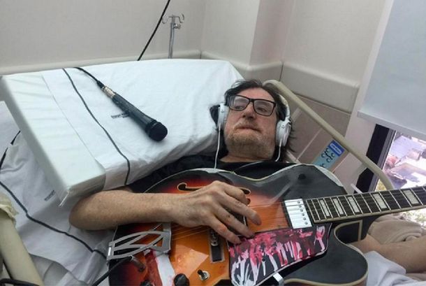 Desde la clínica, Charly García homenajeó a Cerati dedicándole un tema