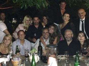 Todos los invitados VIP en el cumpleaños de Loly Antoniale