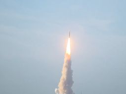 asi fue el despegue de la nave que se dirige a la luna en el marco de la mision artemis ii asi fue el despegue de la nave que se dirige a la luna en el marco de la mision artemis ii