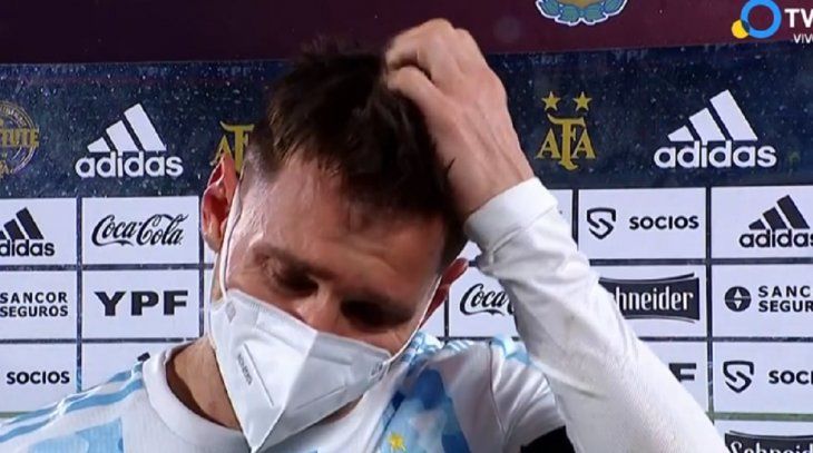 Lionel Messi lloró de emoción después del partido ante Bolivia