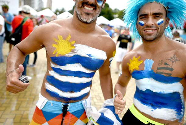 Uruguay-Italia: una final con mucho color en las tribunas de Natal