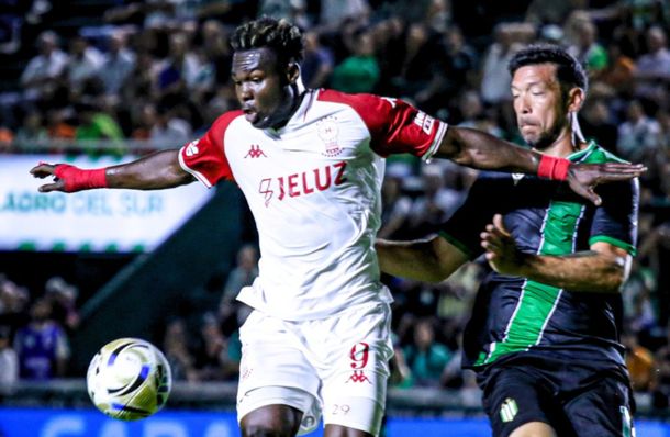 Con el gol agónico de Caicedo, Huracán igualó 1-1 con Banfield en el sur