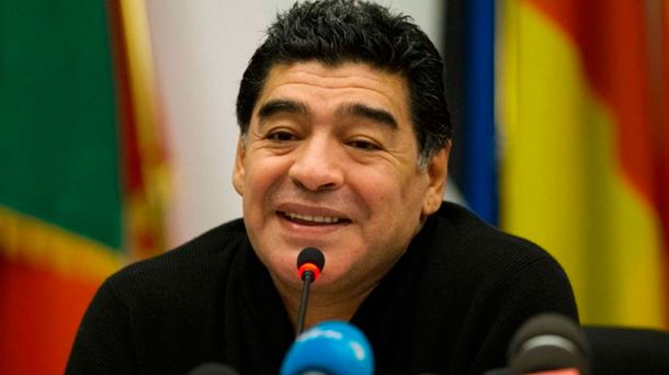 Voto cantado: Diego Maradona reveló su candidato para las elecciones