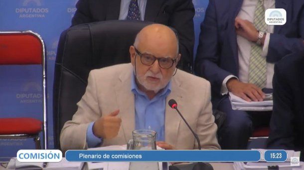 Ley Ómnibus: Rodolfo Barra citó a Perón y una diputada lo cruzó