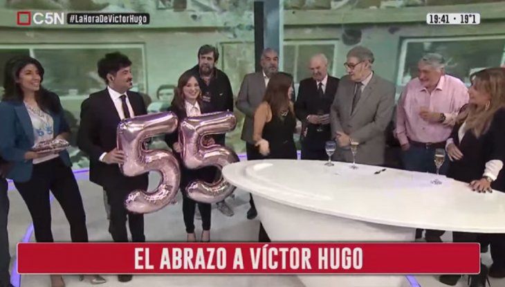 El emotivo homenaje a Víctor Hugo Morales en C5N por sus 55 años de carrera