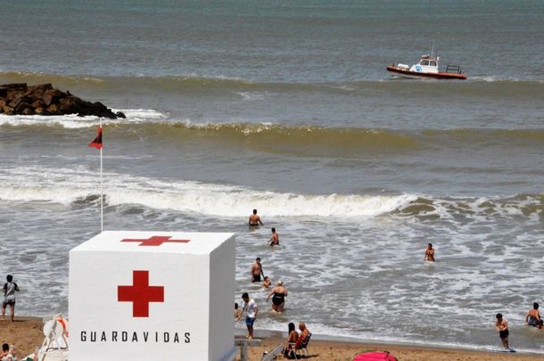 Un hombre se metió al mar en Mar del Plata y desapareció.