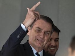 Denunciaron a Bolsonaro por decir que cada vez más el indígena es un ser humano igual a nosotros