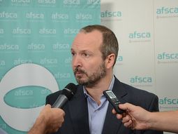 sabbatella: macri le anticipa a magnetto que, si fuera presidente, le devuelve los privilegios sabbatella: macri le anticipa a magnetto que, si fuera presidente, le devuelve los privilegios