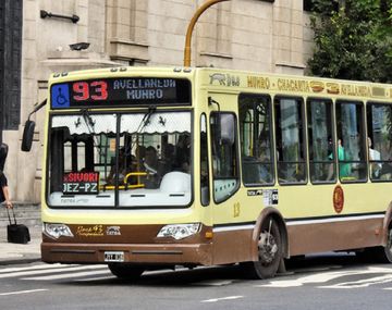 Paro en la línea 93 de colectivos por falta de pagos