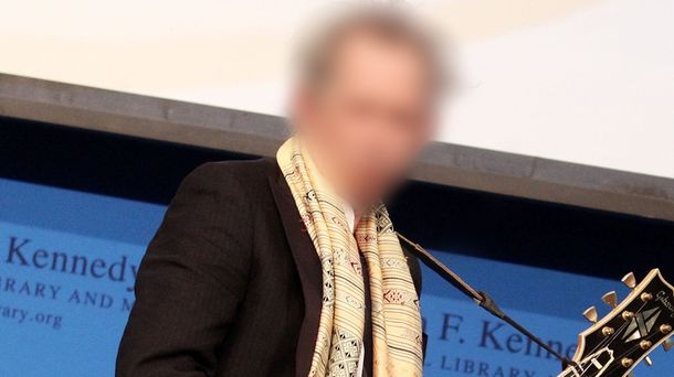 Famoso guitarrista quiere que sus hijas aspiren sus cenizas