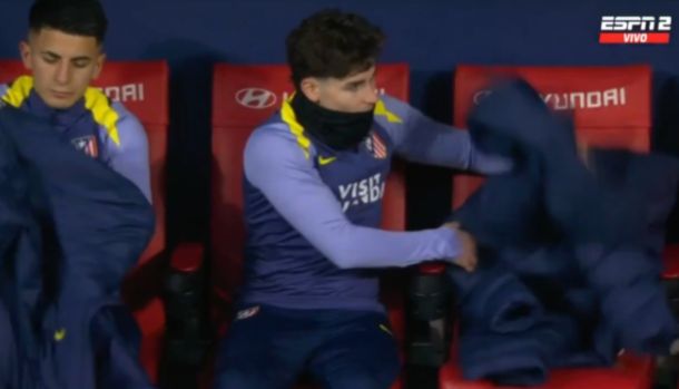 Polémica decisión del Cholo Simeone: Julián Álvarez y Thiago Almada salieron en el entretiempo