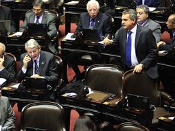 con el ingreso democratico, se completo la reforma con el ingreso democratico, se completo la reforma