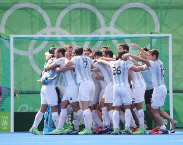 Los Leones aplastaron a Alemania y se aseguraron una medalla