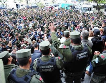 Gendarmes dieron dos horas al Gobierno para dialogar